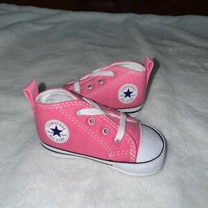NWT Converse Baby Chuck Taylor’s